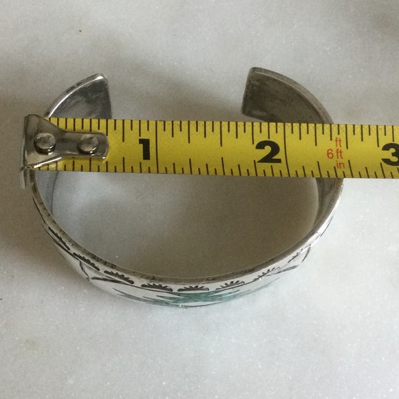 Vintage Southwestern Silver &Turquoise Native American Cuff Bracelet - Picture 7 of 7